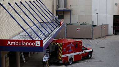 Coronavirus, 30enne va a un Covid party e muore: "Credeva fosse una bufala"