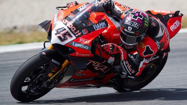 SBK, test Catalogna: Redding soddisfatto, duello con Rea