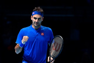 Federer punta a quotazione in Borsa con la sua società di scarpe