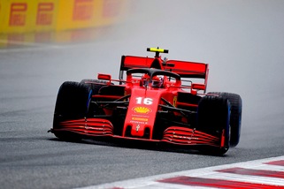 GP Stiria: le due Ferrari si toccano al via, ritiro per Vettel e Leclerc