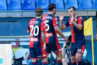 Genoa-Spal 2-0: decidono Pandev e Schone, Di Biagio resta ultimo
