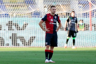 Cagliari, allenamento verso la Juve. Rog resta a riposo