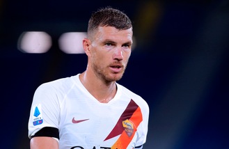 Juve, scatta la sfida per il 9 tra Dzeko e Milik