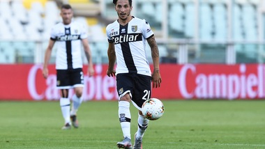 Parma, lesione al soleo per Scozzarella