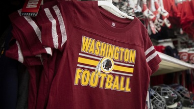 Nfl, i Washington Redskins cambiano nome su pressioni degli sponsor