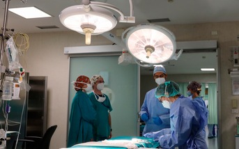 Coronavirus, -22 positivi in Italia. Calano i ricoveri in terapia intensiva