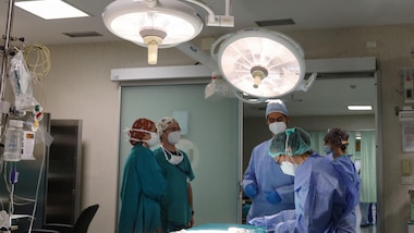 Coronavirus, -22 positivi in Italia. Calano i ricoveri in terapia intensiva