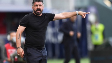 Gattuso: "Napoli disattento". Poi scherza: "Io abbaio e non mordo, Sinisa invece..."