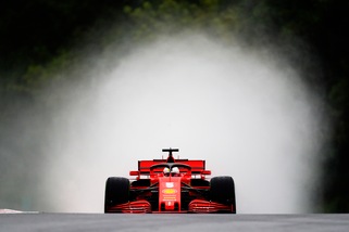 GP Ungheria, Vettel e la Ferrari sorridono: primi nelle seconde libere