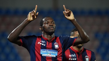 Lazio, per l'attacco piace Simy del Crotone