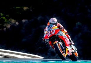 MotoGp, Spagna: Marquez davanti nelle quarte libere, Rossi indietro, solo 17°