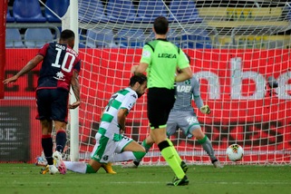 Cagliari-Sassuolo 1-1: Joao Pedro si sblocca e risponde a Caputo