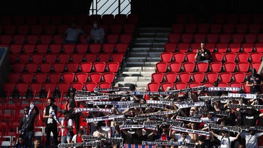 Tifosi del Psg sotto accusa per mancato rispetto delle norme sanitarie