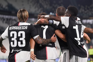 La Russa: "Se la Juve è in pericolo arriva l'aiutino"