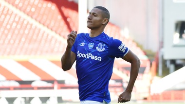 L'Everton di Ancelotti ferma la corsa dello Sheffield, sorpasso Wolves su Mourinho