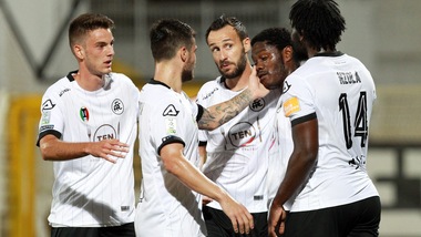 Diretta Serie B dalle 21: probabili formazioni e dove vederla in tv