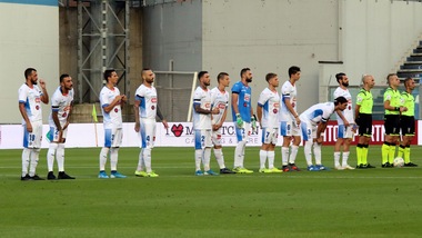 Un tesserato del Novara positivo al Covid-19. Il club: "E' asintomatico"