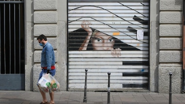 Coronavirus, chiude un negozio di ottica a Roma per focolaio familiare