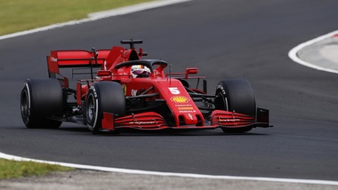 Gp Silverstone, Vettel: "Circuito bello, ma il meteo è imprevedibile"