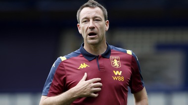 John Terry vola in Portogallo nonostante il Coronavirus: è guerra sui social