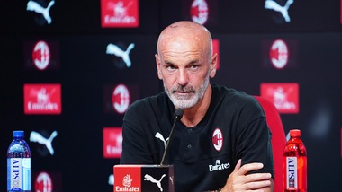Milan, Pioli: "Ibrahimovic? Spero rimanga. Contro il Cagliari Leao al posto di Rebic"