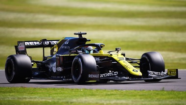 GP Gran Bretagna, cambiato il telaio alla Renault di Ricciardo