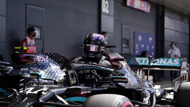 GP Gran Bretagna: super Hamilton infrange un altro record di Senna