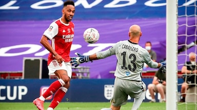 L'Arsenal vince la Fa Cup: Chelsea sconfitto e brutto infortunio per Pedro