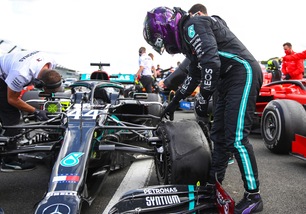 GP Gran Bretagna, Hamilton: "Grazie a tutta la Mercedes"