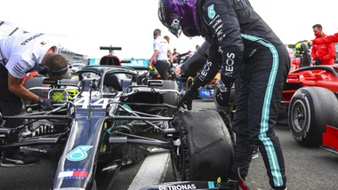 GP Gran Bretagna, Hamilton: "Grazie a tutta la Mercedes"