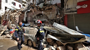 Beirut, fonti Farnesina: morta una donna italiana nell'esplosione