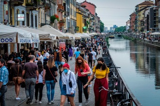 Il Coronavirus non si ferma, ipotesi nuovi lockdown intermittenti