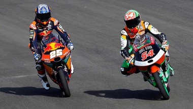 Moto3, Brno: pole per Fernandez, Foggia quinto