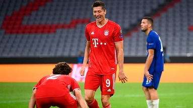 Il Bayern vola ai quarti contro il Barcellona: Lewandowski stende il Chelsea