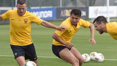 Napoli, si complicano Ünder e Veretout