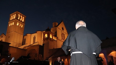 Coronavirus, 18 positivi nel Sacro convento di Assisi