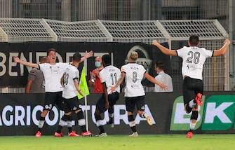 Spezia, è finale playoff: il 3-1 al Chievo cancella il ko dell'andata