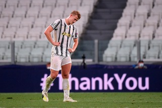 Juve, per De Ligt compleanno sotto i ferri: operazione alla spalla a Roma