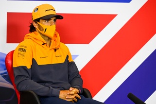 F1, Carlos Sainz: "Inizio di stagione frustrante, ora voglio la svolta"