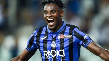 Atalanta, Zapata via solo per una maxi offerta