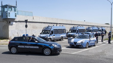 Arrestato un finto regista a Roma: ha abusato di 8 aspiranti attrici