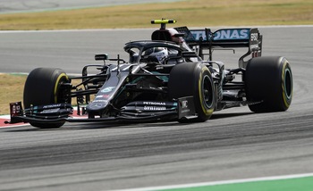 GP Spagna: Ferrari piccoli passi avanti. Mercedes domina le libere