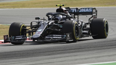 GP Spagna: Ferrari piccoli passi avanti. Mercedes domina le libere