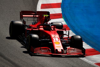 Gp Spagna: Hamilton in pole davanti a Bottas, Leclerc solo nono