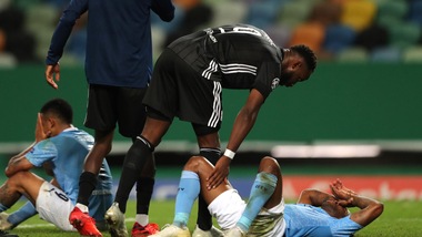 City a testa bassa: passa il Lione