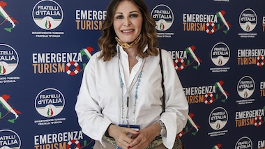 Coronavirus, Santanchè non ci sta: "Chiusura discoteche? La mia resta aperta"