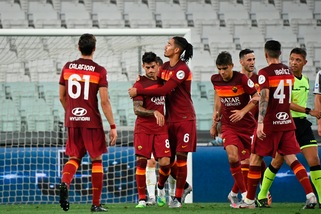 Roma, closing in corso. Presenti Fienga e Baldissoni