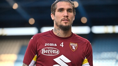 Torino, Vagnati per Lyanco chiede 12 milioni: in tre sul brasiliano