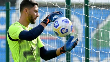 Lazio, Strakosha: "Felice dell'arrivo di Reina". Leiva: "Champions? Niente paura"