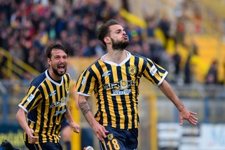 Chievo, ufficiali gli arrivi di Canotto e Rondinella. Rinnovo annuale per Renzetti